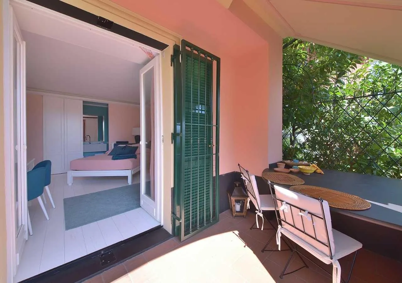 Villa Mares - Sea View, Free Garage Rapallo Holiday home