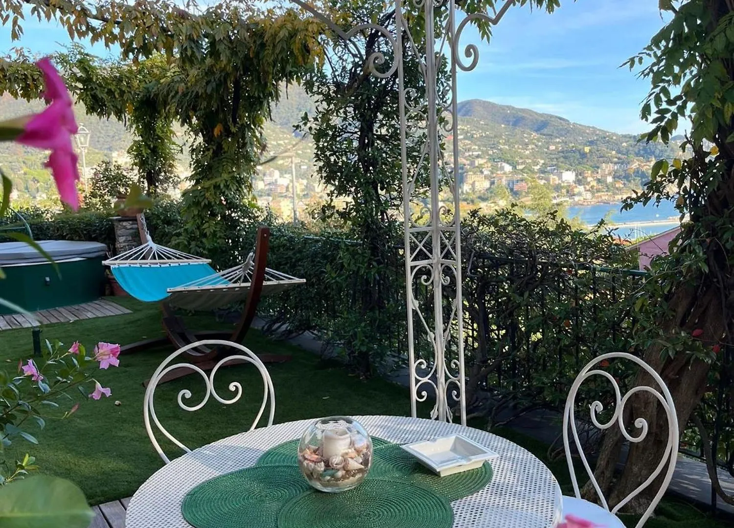 Holiday home Villa Mares - Sea View, Free Garage Rapallo