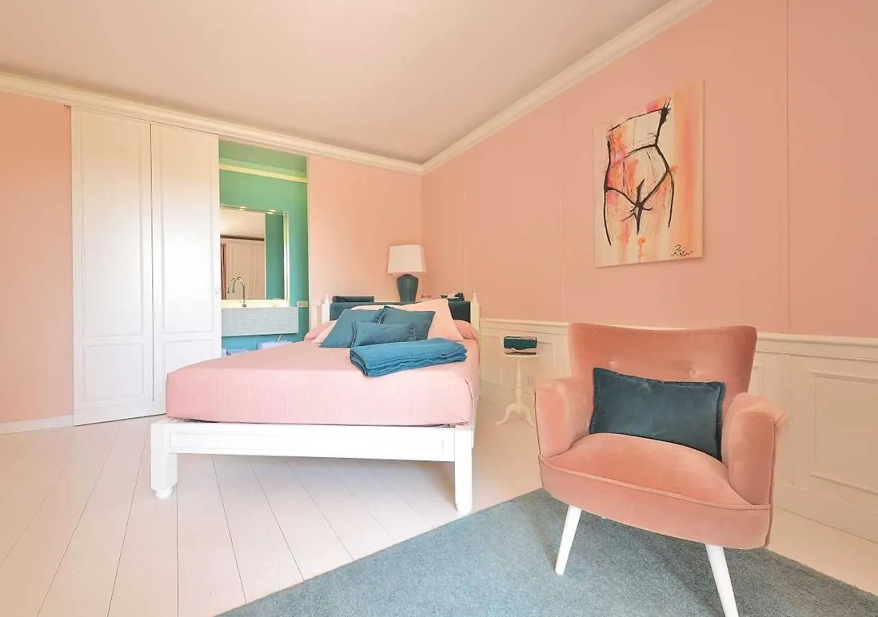 Villa Mares Rapallo 0*,  Italia